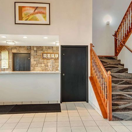 Red Oak Rodeway Inn מראה חיצוני תמונה