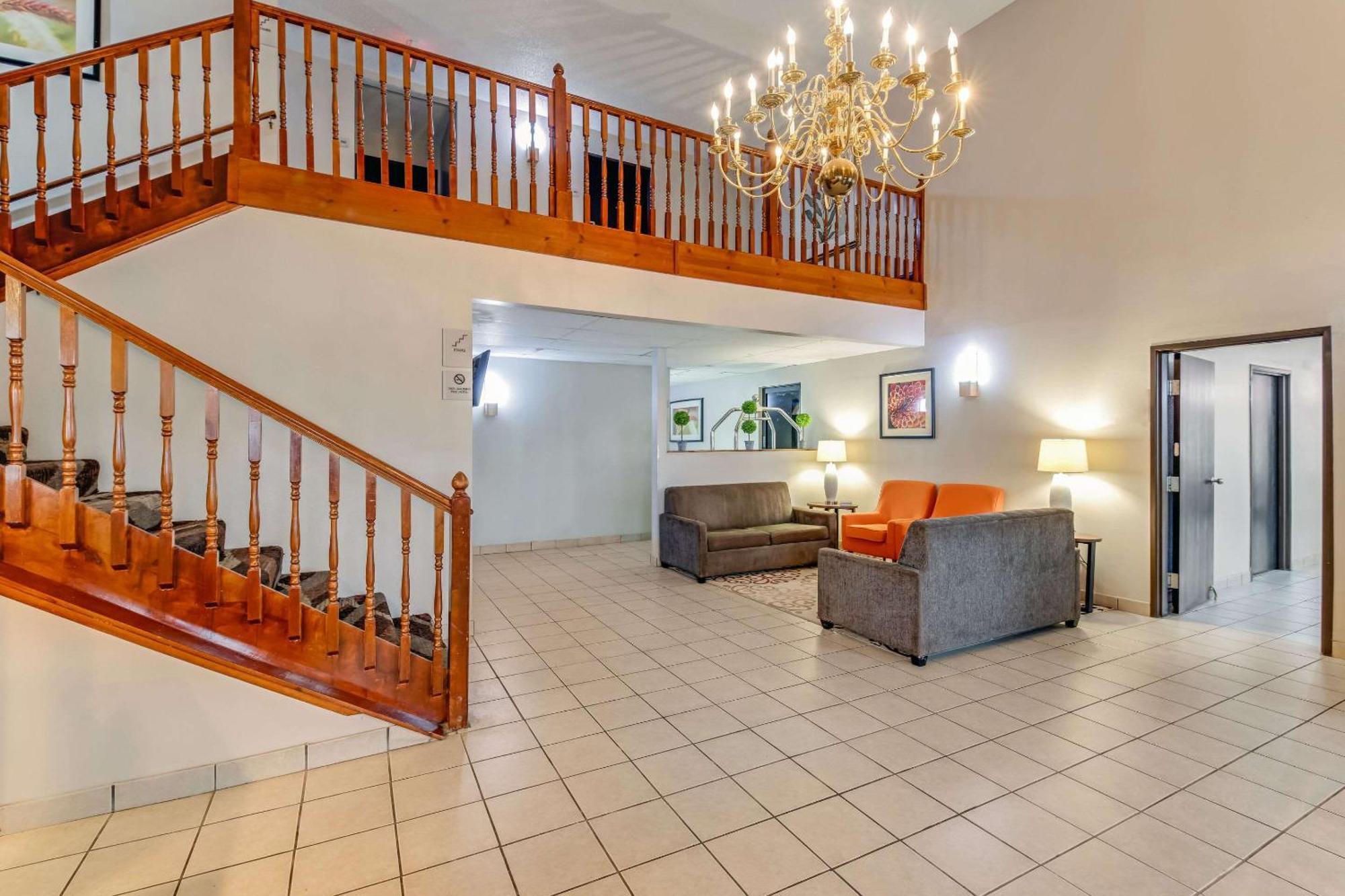 Red Oak Rodeway Inn מראה חיצוני תמונה